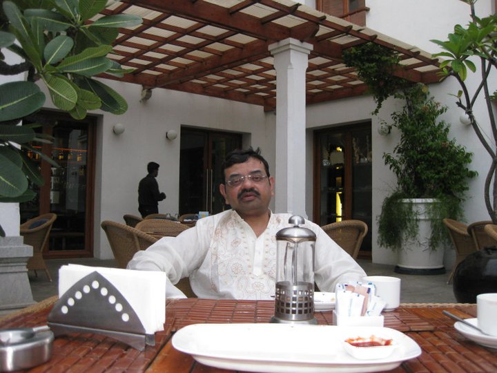 154799_1722649631997_830297_n