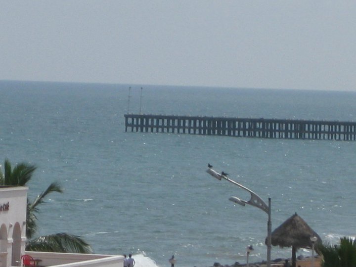 155864_1722625111384_4698061_n