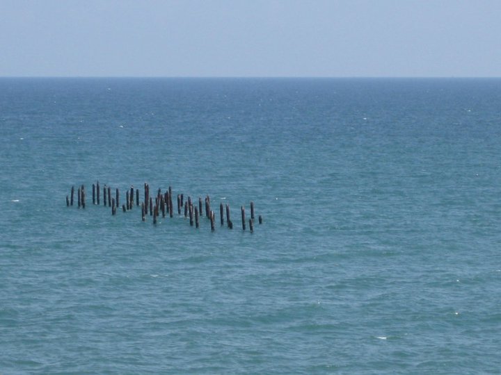 76573_1722624671373_947252_n