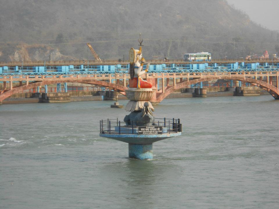 535689_4068895806685_1724975547_n