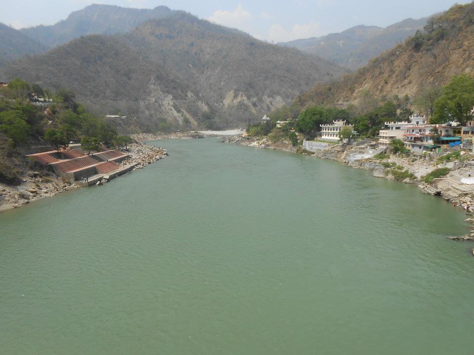 537567_4068880926313_2048595746_n