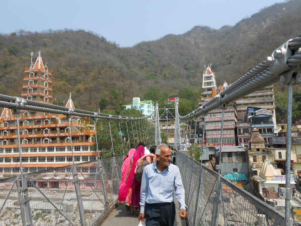 576597_4068881966339_781804355_n