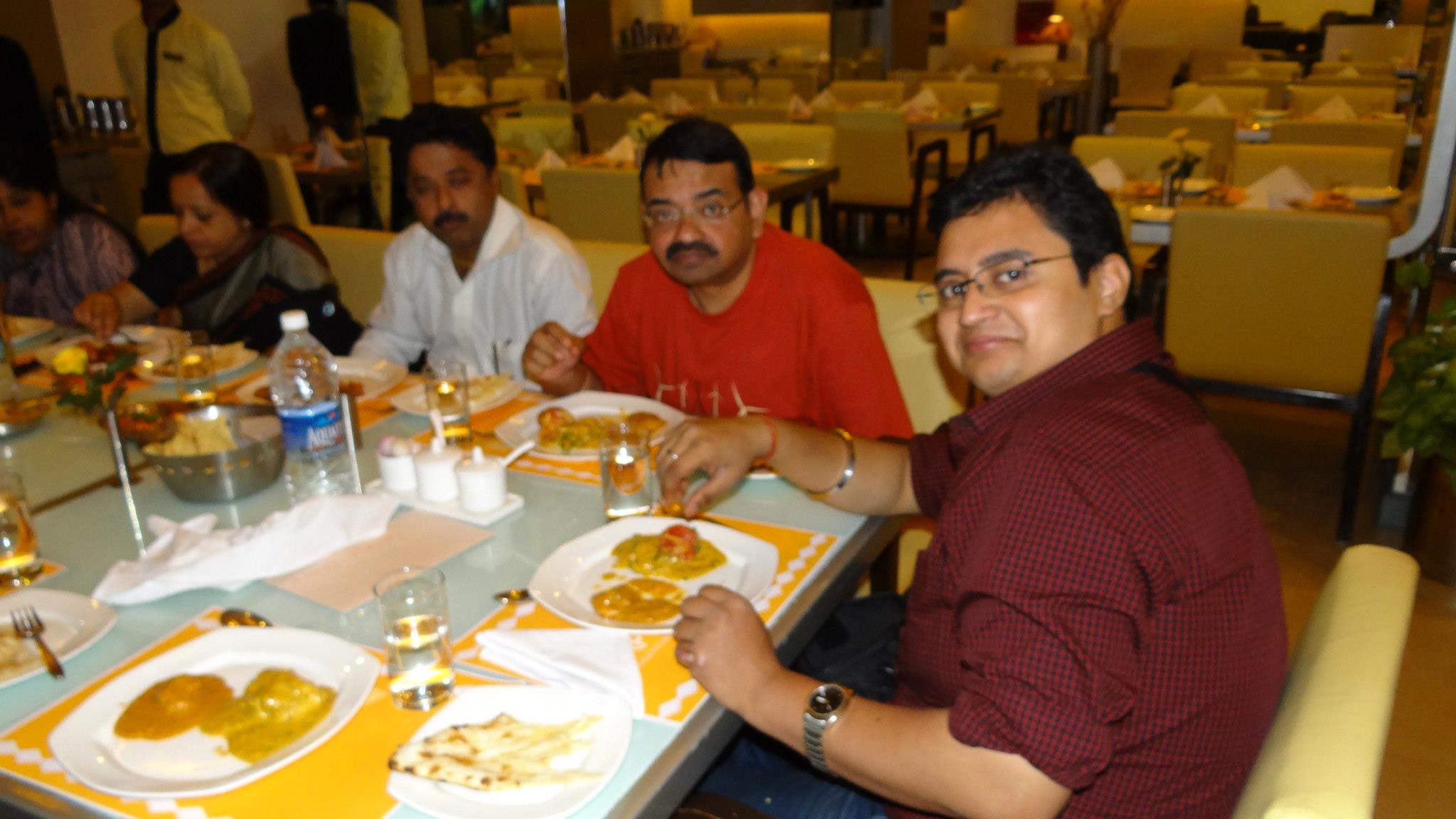 175062_4941773146565_484425180_o