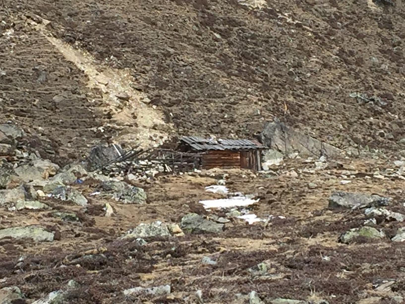 An abandoned, isolated hut at Zero Point